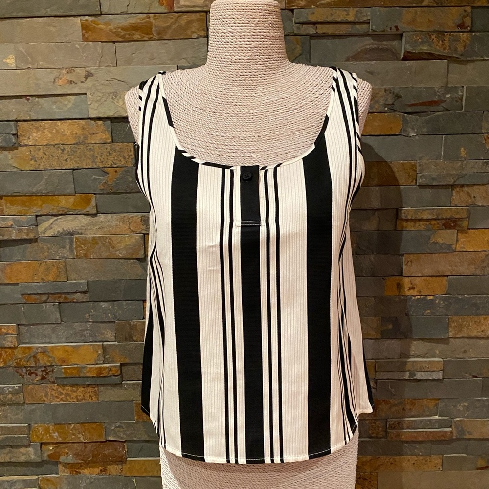 Theory Zelia Top (2 sizes) NWT